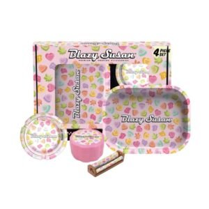 BLAZY SUSAN SMOKER'S KIT SET 4PK