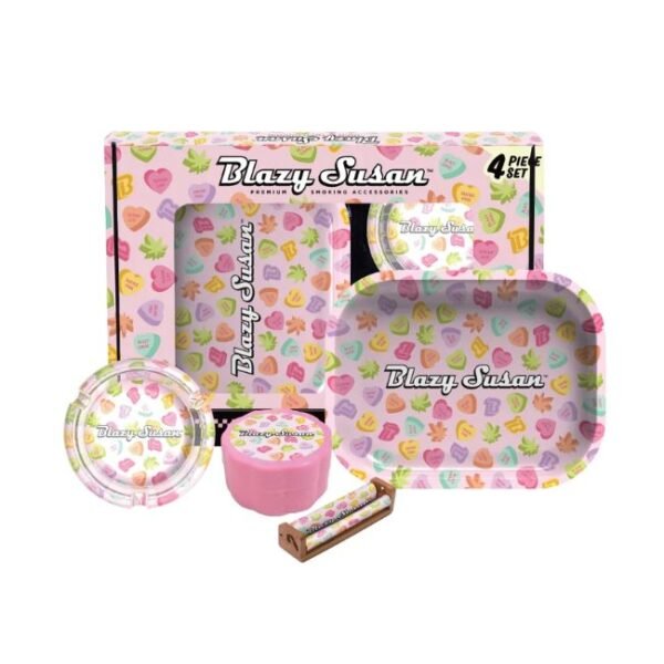 BLAZY SUSAN SMOKER'S KIT SET 4PK