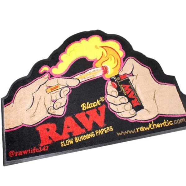 RAW BLACK LIT SEMI CIRCLE MAT (35'' X 49'')